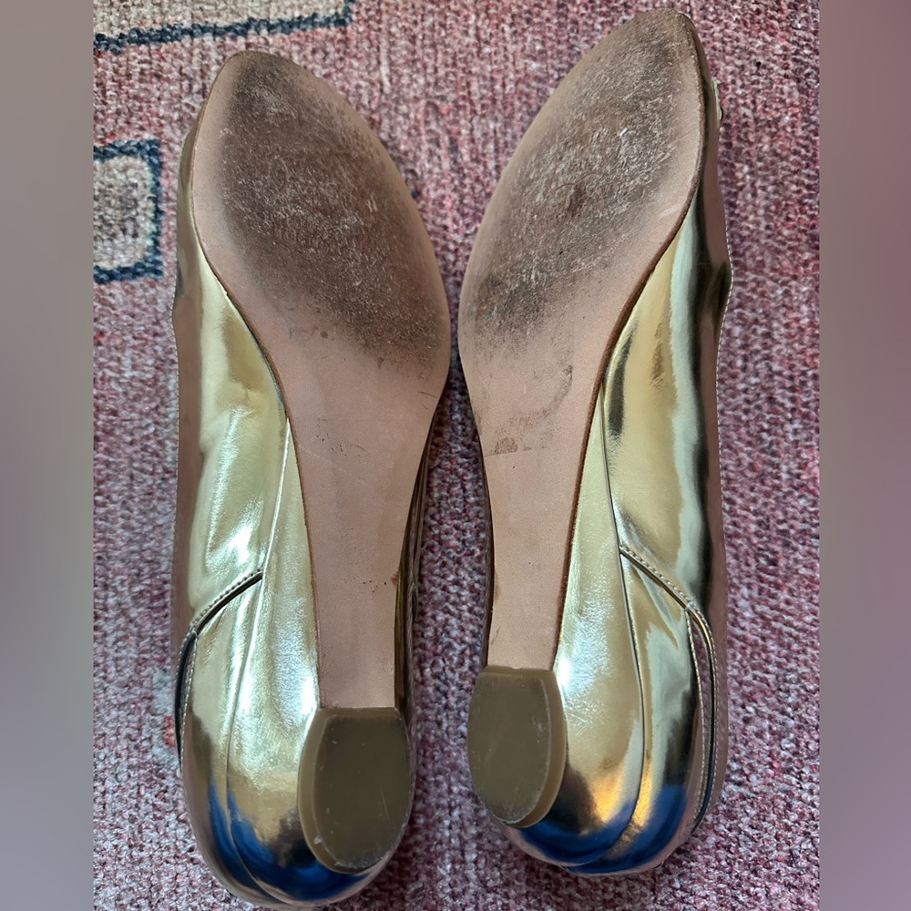 Stuart Weitzman Metallic Gold Peep Toe Flats - Picture 5 of 6